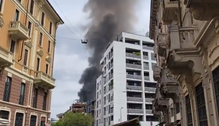 Esplosione in centro a Milano: escluse cause dolose o attentati