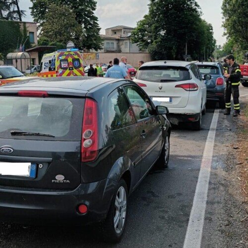 Incidente tra tre mezzi in strada Forlanini ad Alessandria