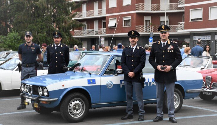 Ad Alessandria l’Alfetta del 1977 della Polizia di Stato in occasione della manifestazione “Ruote nella storia”