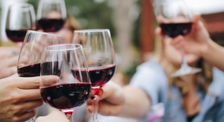 Sabato 3 giugno degustazione vini a Rocca Grimalda per “Vino & Ribotte”