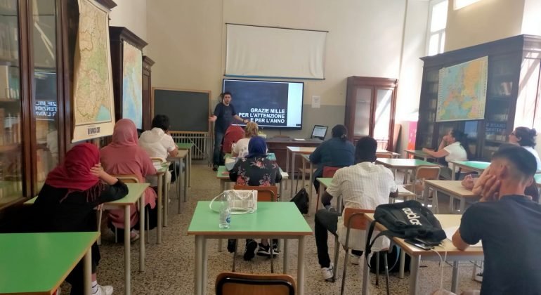 Tante attività e laboratori durante il partecipato Open Day alla Scuola CPIA1 di Alessandria