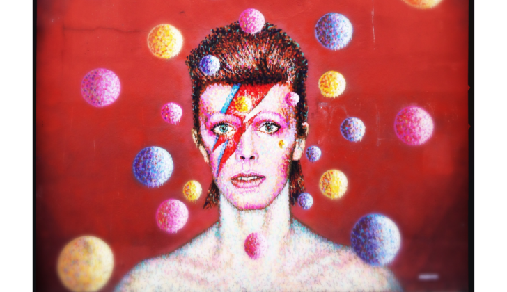 David Bowie fa ritorno sul grande schermo con la versione restaurata di ‘Ziggy Stardust’