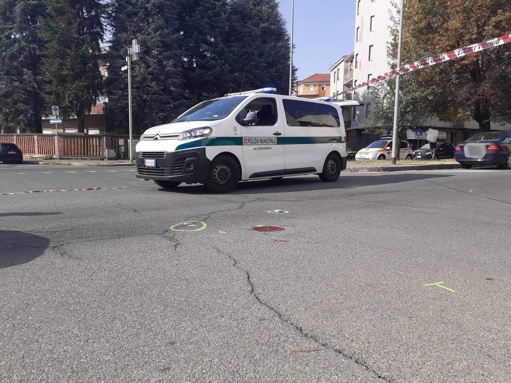 Polizia locale Alessandria incidente