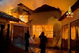 Azienda in fiamme a Sant’Angelo Lodigiano: quattro squadre dei Vigili del Fuoco al lavoro nella notte
