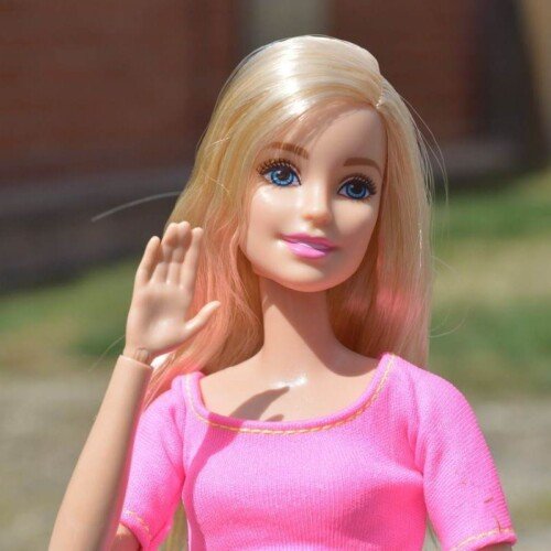 Barbie sbanca al cinema ma in provincia effetto tiepido sulla vendita delle bambole