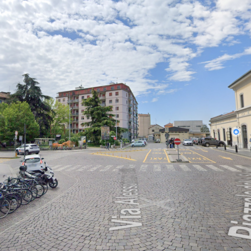Pavia: ruba una bici alla stazione e accoltella il proprietario, un arresto