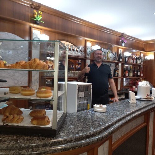 In Spalto Borgoglio ad Alessandria la nuova “Caffetteria dei monelli” dove un buon caffè costa solo 80 centesimi
