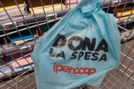 Al supermercato Coop raccolti oltre 250 chili di materiale scolastico consegnato a Caritas Alessandria