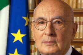 Addio a Giorgio Napolitano, il ricordo della professoressa Prato: “Conosceva il dramma dell’Eternit di Casale”