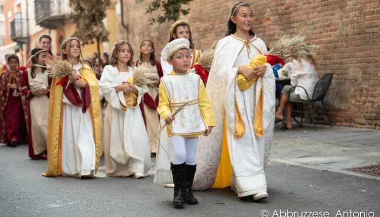 Palio di Asti: vince Borgo Santa Maria Nuova. Le immagini più suggestive della giornata