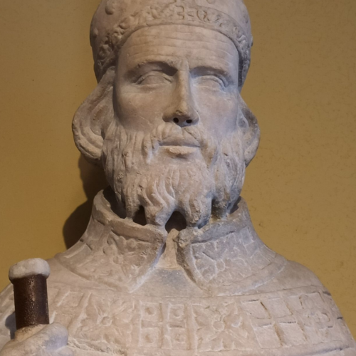 La statua trecentesca di Sant’Agostino svelata al Museo di Archeologia dell’Università di Pavia