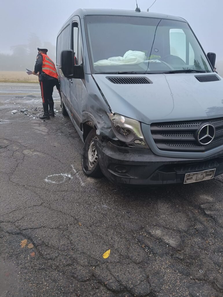 Incidente Novi furgone auto
