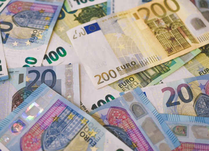 In Piemonte fondi, azioni e titoli stato +62%, depositi fermi a +2%