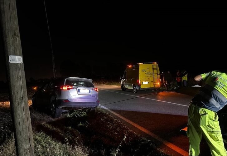 Incidente tra due auto vicino a Quargnento: un mezzo fuori strada. Nessun ferito