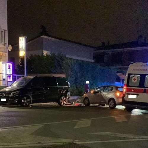 Incidente tra due auto in via Casalbagliano ad Alessandria: nessun ferito
