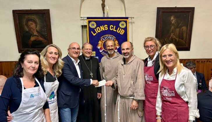 Lions Club Bosco Marengo S. Croce: donati 2 mila euro alla mensa S. Francesco