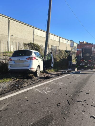 Incidente nel Novese tra un’automedica e una vettura: quattro persone ferite