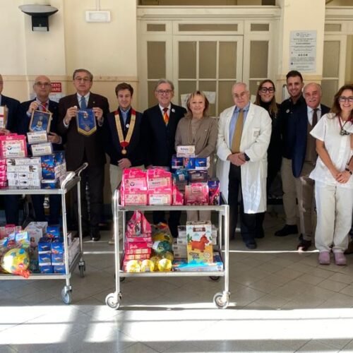 Dal Rotary giocattoli e libri ai piccoli pazienti dell’Ospedale Infantile di Alessandria