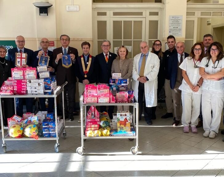 Dal Rotary giocattoli e libri ai piccoli pazienti dell’Ospedale Infantile di Alessandria