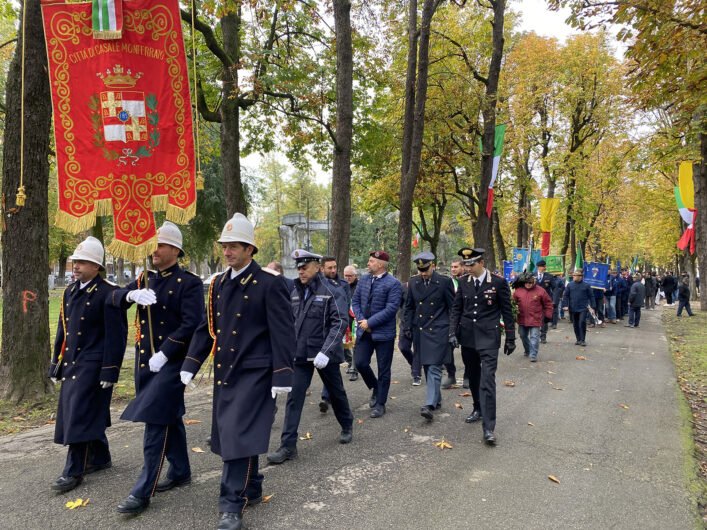 Giornata dell’Unità Nazionale e delle Forze Armate: le foto della cerimonia a Casale