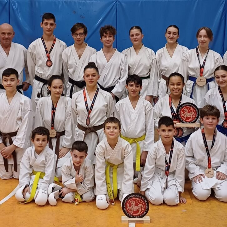 Karate: 11 medaglie per la Yudanshakai San Salvatore al Trofeo Valsesia