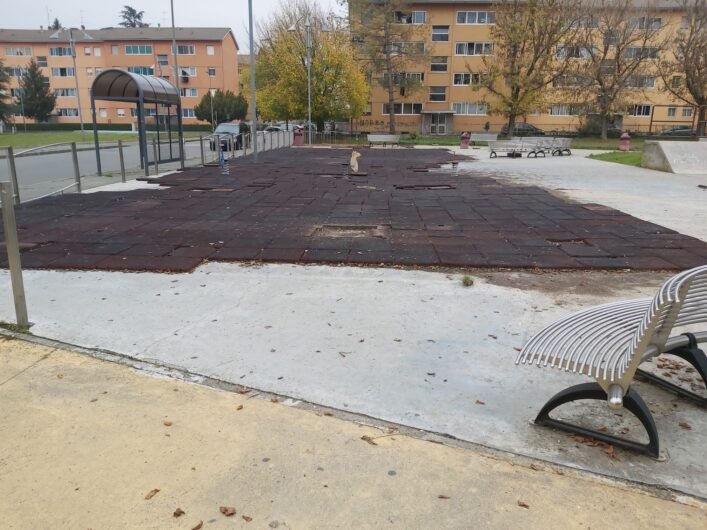Parco giochi di via Gandolfi, Ivaldi (Alessandria Civica) sollecita il sindaco: “Quando sarà ripristinato?”