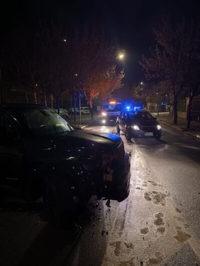 Incidente a Ovada: auto si cappotta in corso Saracco