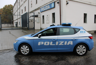 Sorpreso mentre stava tentando di rubare un’auto a Vigevano: arrestato dalla Poizia