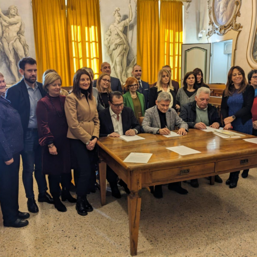 Donne vittime di violenza: Comune di Pavia e 28 soggetti territoriali sottoscrivono il protocollo d’intesa