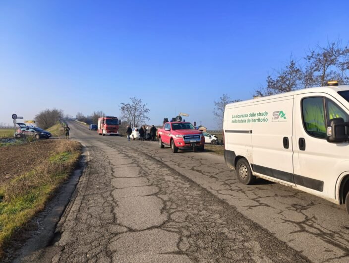 Scontro tra un’auto e un furgone tra Villalvernia e Pozzolo: una persona ferita, non in gravi condizioni