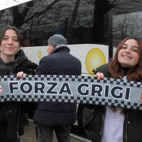 Due pullman e circa 300 biglietti per Novara, i tifosi grigi ci credono: “Fiducia e speranza”