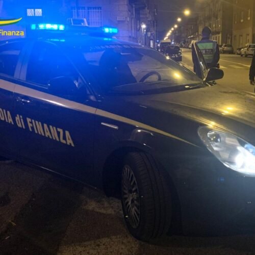 Guardia di Finanza arresta 24 persone per traffico e spaccio di droga. Smantellati due gruppi a Torino e Alessandria