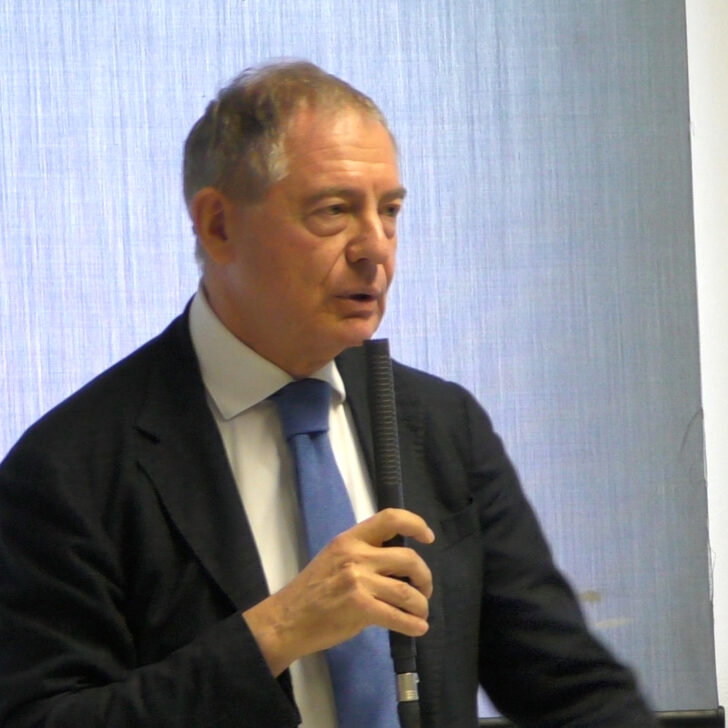 Ex Ilva, ministro Urso: “Governo pronto a farsi carico degli impegni. In gara anche un quarto soggetto europeo”