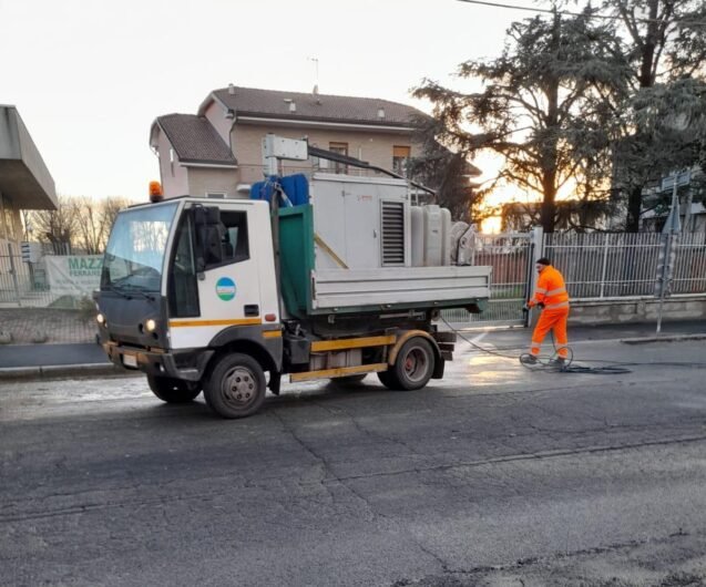 A Spinetta terminato l’intervento di pulizia di Amag Ambiente: via Genova riaperta alla circolazione