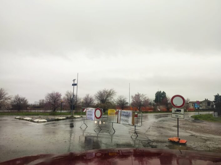 Voghera, Staffora in piena: chiuso il ponte di Via Piacenza