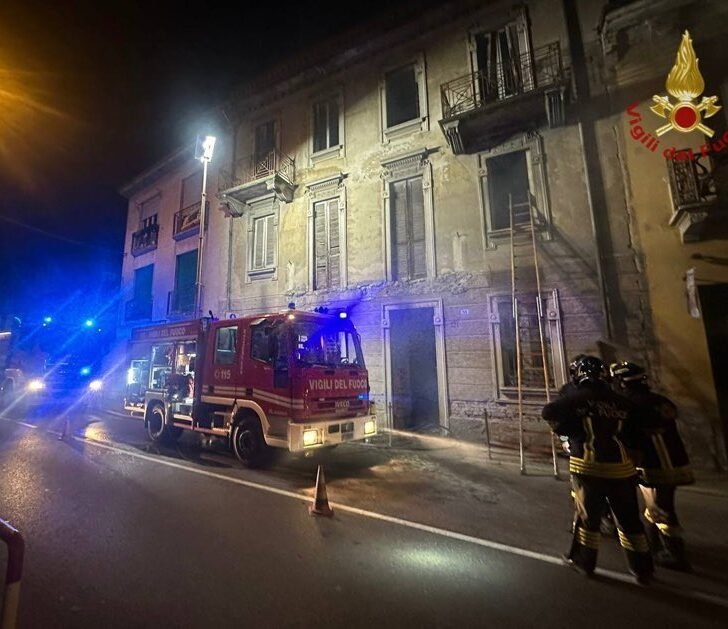 Incendio di un appartamento a Belgioioso: molti danni ma nessun ferito