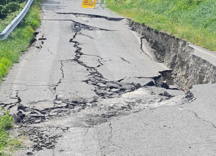 Strada crollata a Garbagna, sindaco: “La Provincia ci informerà a breve sui tempi di intervento”