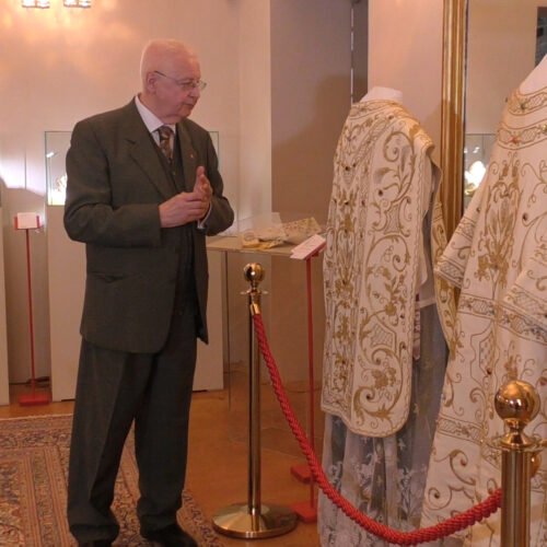 Dal 26 maggio ad Alessandria la mostra di arte sacra, tra oggetti liturgici e paramenti dei Papi