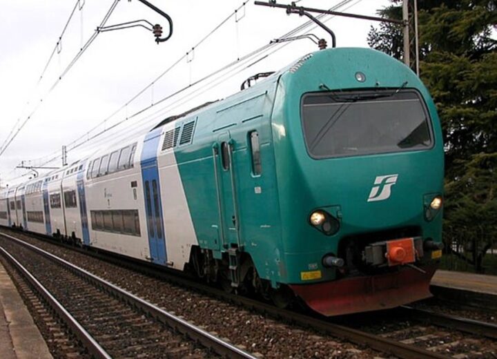Persona travolta da un treno sulla Acqui-Genova. Sospesa la circolazione tra Genova Acquasanta e Granara
