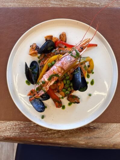 Al ristorante Trueasy di Alessandria nuove portate di pesce e tutti i giorni la speciale paella “contemporanea”