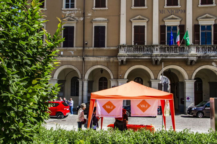 Maxi allevamento di galline a Casei Gerola. LAV Oltrepò Pavese chiede di archiviare il progetto