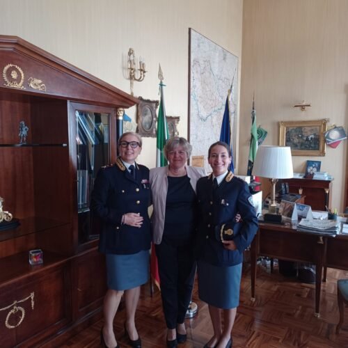 Il Prefetto De Carlini accoglie il nuovo comandante della Polizia Stradale di Pavia