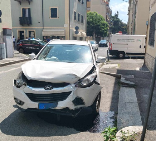Scontro tra due auto a Novi Ligure: nessun ferito