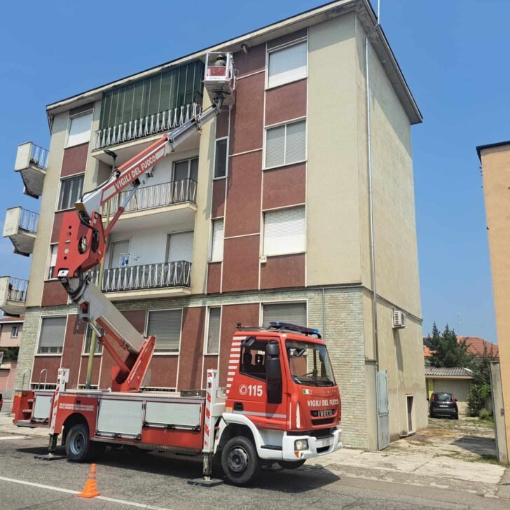 Perdita d’acqua in un condominio a Casale Monferrato: l’intervento dei Vigili del Fuoco