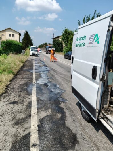 Incendio camion lungo la 35 bis dei Giovi a Novi Ligure. Traffico tornato regolare