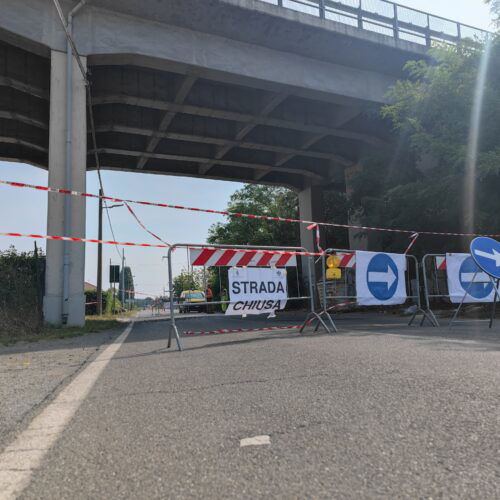 Caduta calcinacci dal viadotto: chiusa via Tortona a Spinetta Marengo