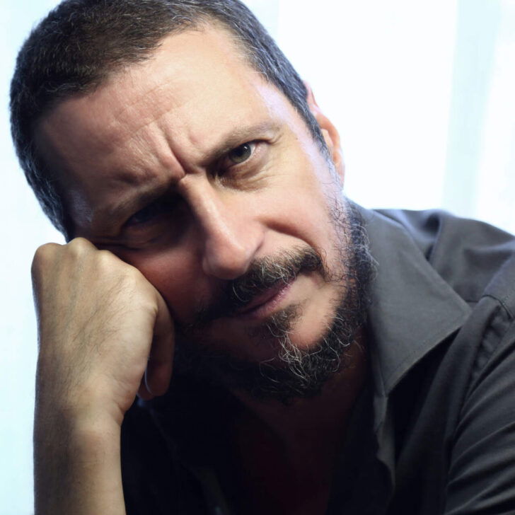 Luca Bizzarri domenica 10 novembre al Teatro Alfieri di Asti in “Non hanno un amico”