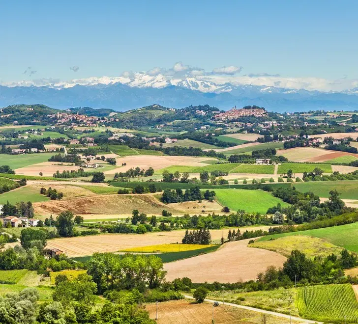 Il Piemonte attira sempre più turisti. Nei primi sei mesi del 2024 +2,2 di arrivi e + 4,2 di presenze