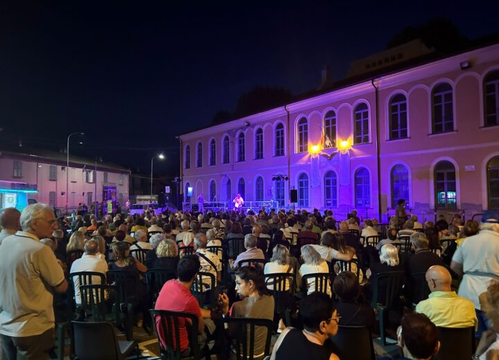 Al quartiere Cristo grande successo per la serata in piazza Zanzi. Sabato il primo evento in piazza Pertini