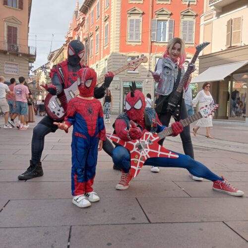 I cosplayer di ALEcomics in Piazzetta della Lega